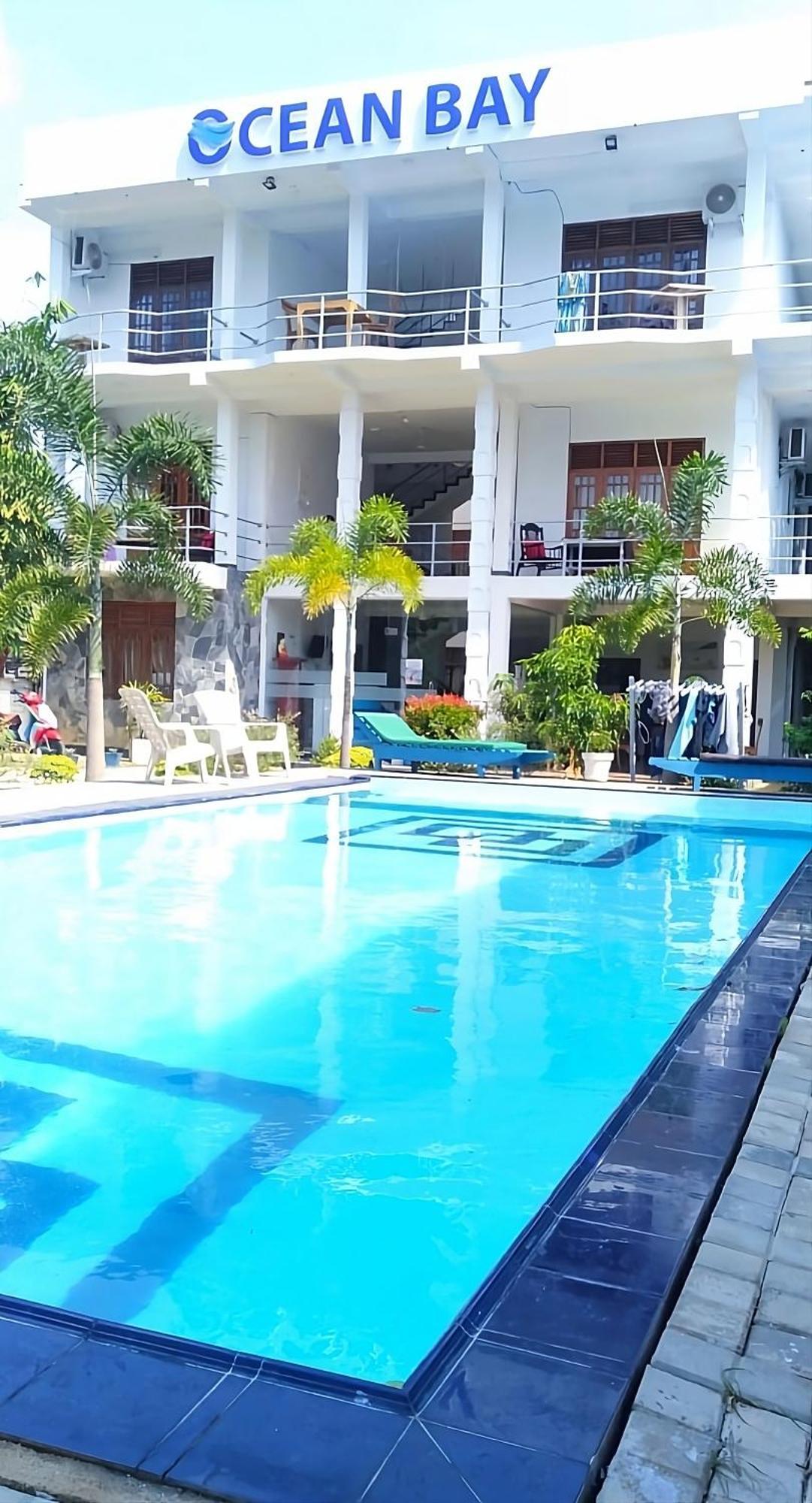 Ocean Bay Surf Resort Weligama Bagian luar foto