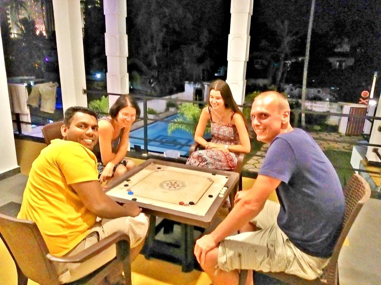 Ocean Bay Surf Resort Weligama Bagian luar foto